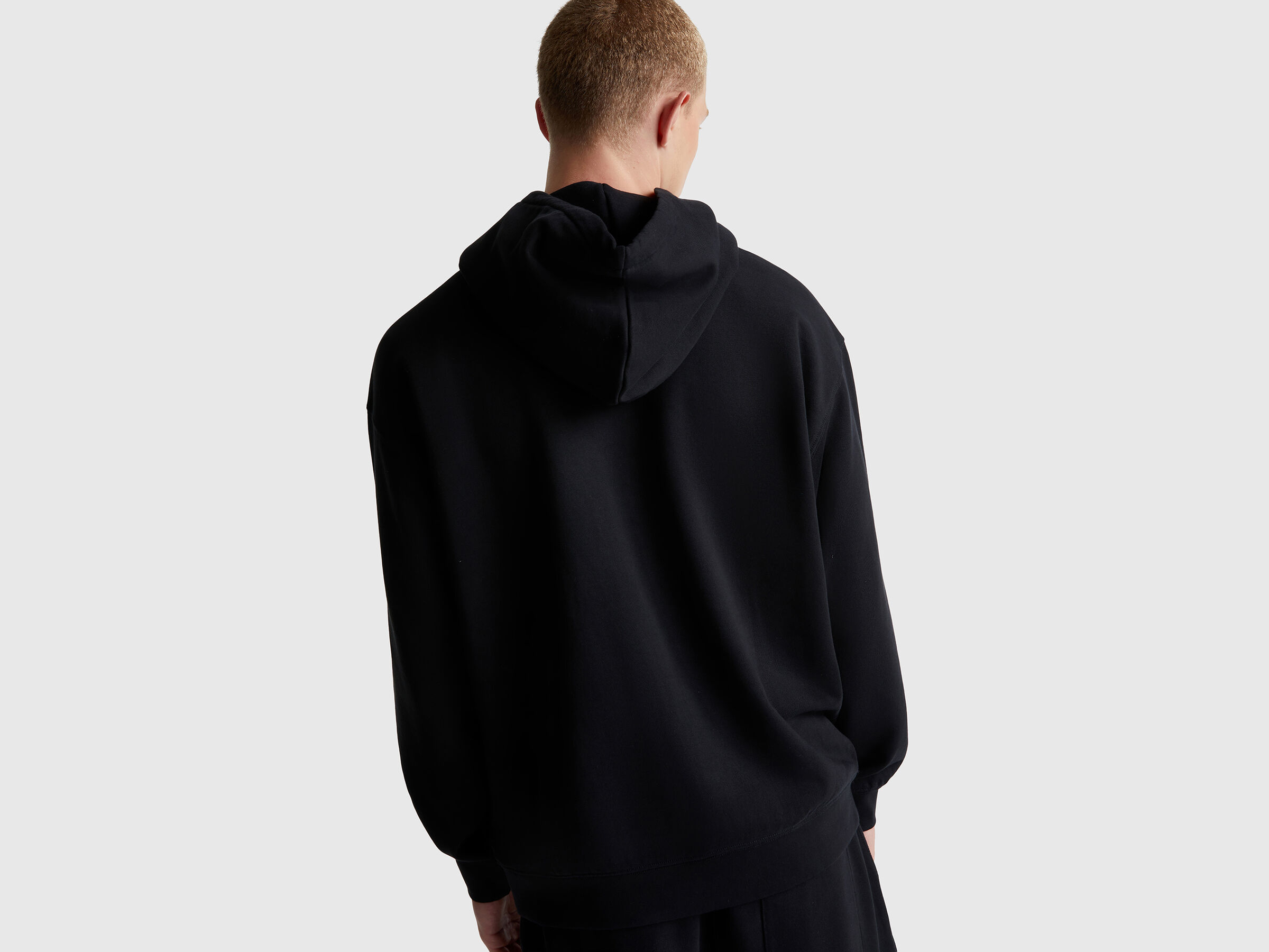 SWEATER W/HOOD Herren image number 2